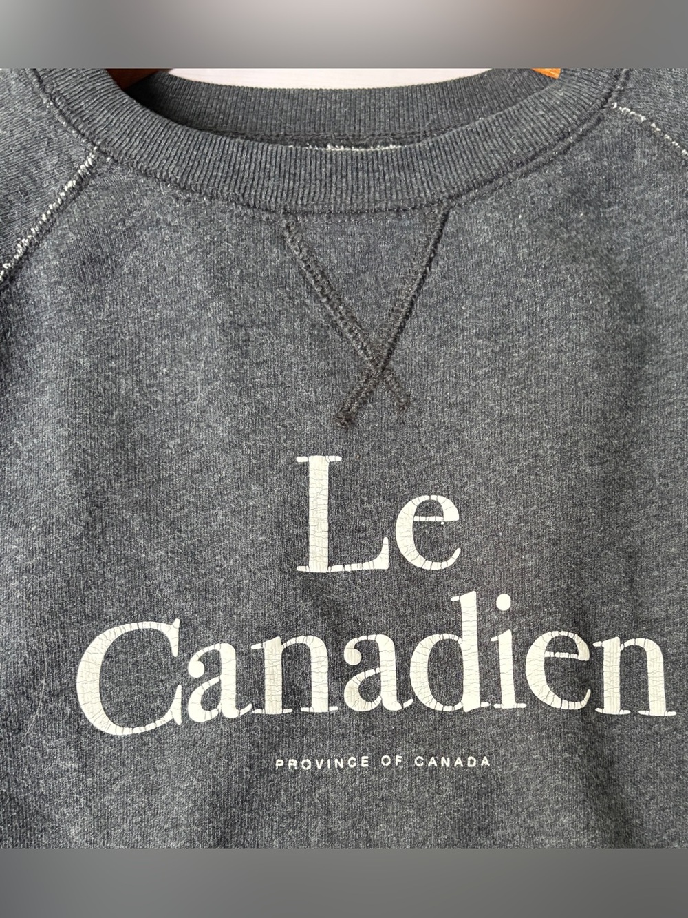 Province of Canada sweatshirt - Picture 2 of 3